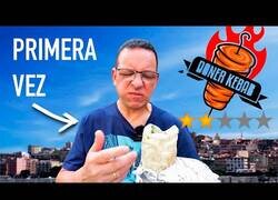 Enlace a Carnicero vasco prueba el kebab por primera vez