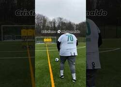 Enlace a Un futbolista de 'talla' mundial