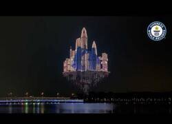 Enlace a Espectáculo de 10.000 drones controlados por un solo ordenador