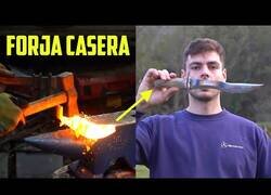 Enlace a Fabricando una forja y forjando un cuchillo en ella