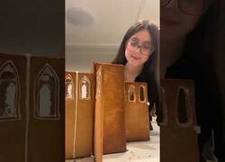 Enlace a RoRo construye una catedral de Notre Dame de galleta