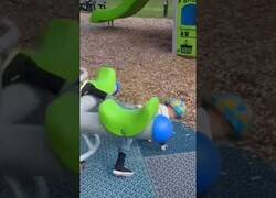 Enlace a Probador de parques infantiles, el mejor trabajo del mundo