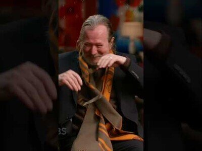 Gary Oldman reacciona a sus personajes doblados por personas con problemas de gases