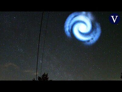 El misterioso espiral azul visto en el cielo