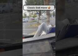 Enlace a Atentos a la jugada de este padre