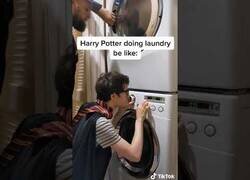 Enlace a Así pone una lavadora Harry Potter