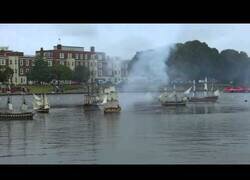 Enlace a Así son las batallas de barcos de juguete