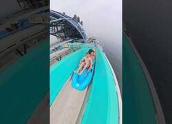 Enlace a Este crucero tiene el mejor tobogan acuático del mundo