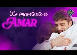 Enlace a Jóvenes se abren sobre su sexualidad con sus familiares