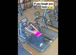 Enlace a Cuando vas al gym a perder kilos y acabas perdiendo la dignidad
