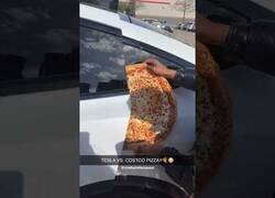 Enlace a Cuando pides una pizza y no tienes con qué cortarla