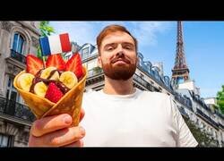 Enlace a Ibai prueba la comida callejera de París