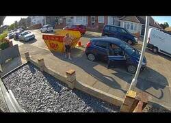 Enlace a Cuando la clase de conducir sale mal antes de arrancar