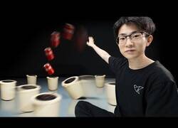 Enlace a Ingeniero chino inventa una papelera que se mueve para que siempre aciertes cuando lanzas algo