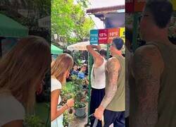 Enlace a Restaurante en Tailandia ofrece descuentos según lo delgado que estés