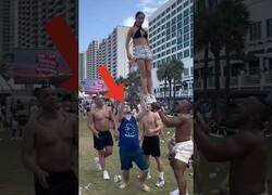 Enlace a Sin soltar el cubata