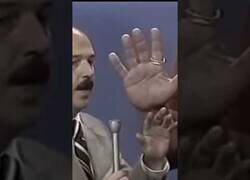 Enlace a El increíble tamaño de las manos de André el Gigante