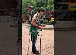 Enlace a El increíble hombre orquesta