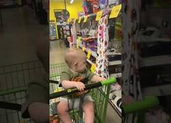 Enlace a Este niño sufrió su primer Halloween