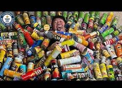 Enlace a Este tipo es el rey de las colecciones