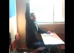 Enlace a Ese odioso alumno que le recordaba la tarea al profesor