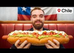 Enlace a Ibai prueba la comida callejera de Chile