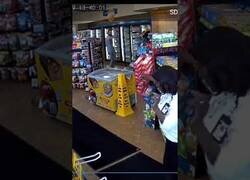 Enlace a Esta gasolinera regala gasolina por un día si entras haciendo un baile absurdo