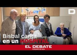 Enlace a David Bisbal canta por sorpresa en un hospital por Navidad