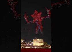 Enlace a El increíble show de drones de Stranger Things en Las Vegas