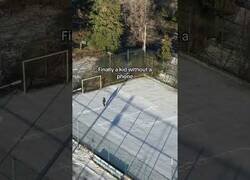 Enlace a Por fin un niño sin un móvil