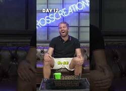 Enlace a Haciendo cada día más pequeño su buzón para ver la reacción del cartero