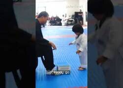 Enlace a Era su primerita clase de Taekwondo