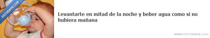 media noche,despertarse,beber,Agua