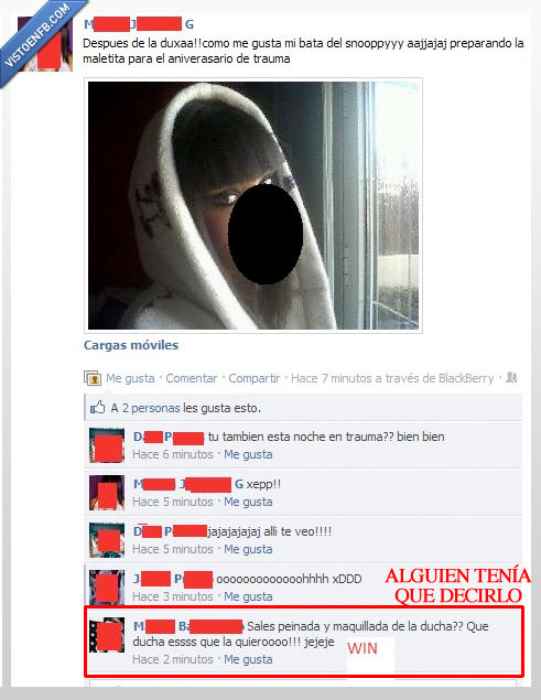 maquillada,peinada,albornoz,ducha