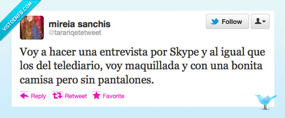 de cintura para arriba,maquillada,pantalones,entrevista,Skype