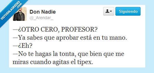 mover,cero,profesor,mirar,agitar,tipex,aprobar,mano