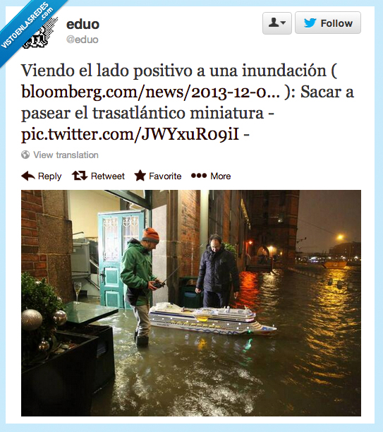 inundacion,barco,juguete,jugar,agua,navegar,transatlantico