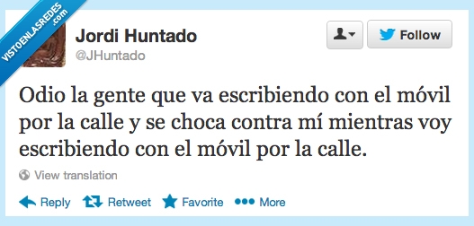 escribiendo,Móvil,Calle,Caminar,chocar,tropezar,escribir