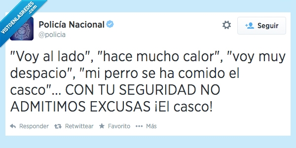 calor,verano,moto,despacio,comer,seguridad,perro,casco,Policía