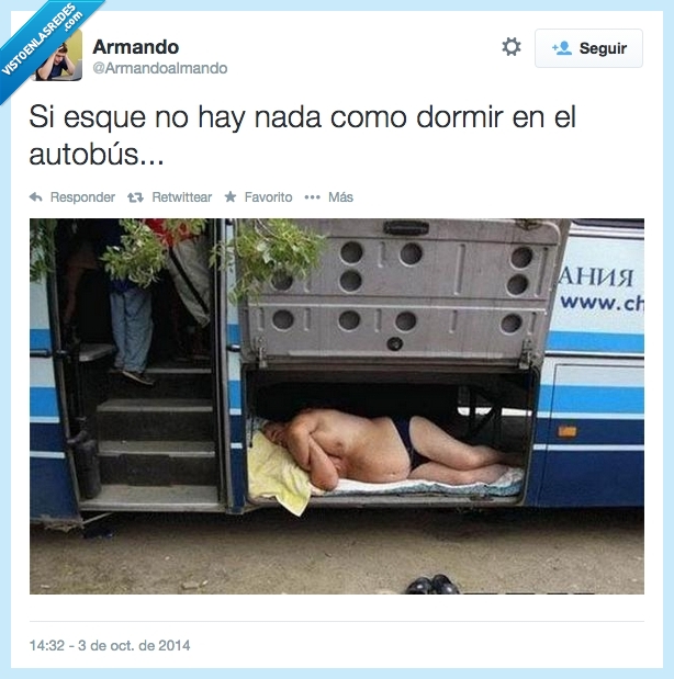 ruso,conductor,comodo,maletero,autobús,dormir