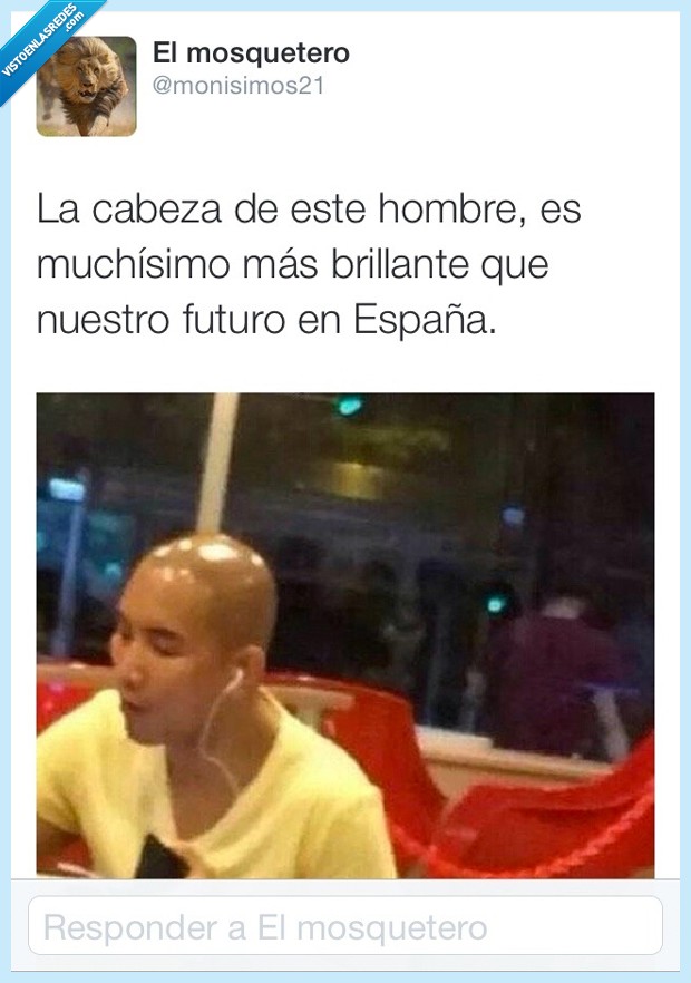asiatico,chico,chino,japones,calvo,rapado,brillante,futuro,españa,español,crisis