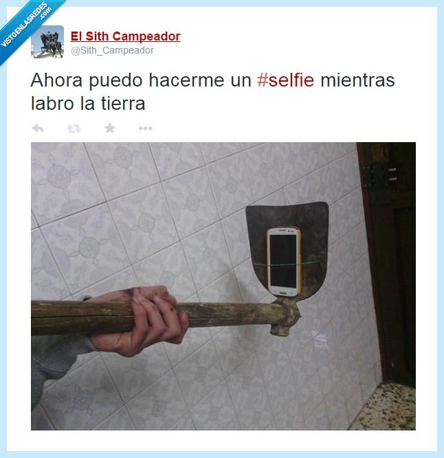palo,selfie,huerta,camara,foto,movil,pala,pico,arar,labrar