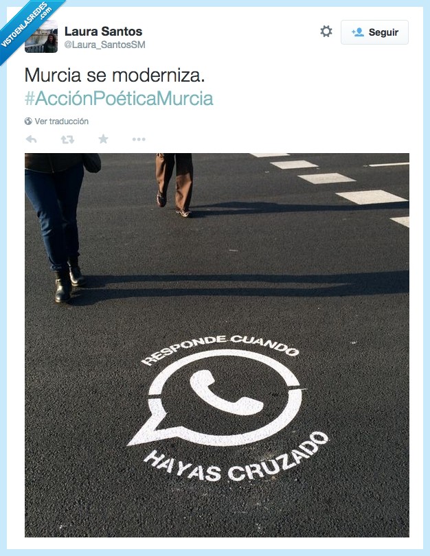 Murcia,acción,poetica,graffiti,pintada,suelo,responde,responder,mensaje,whatsapp,llamada,smartphone,cruzar,calzada,calle,carretera,consejo