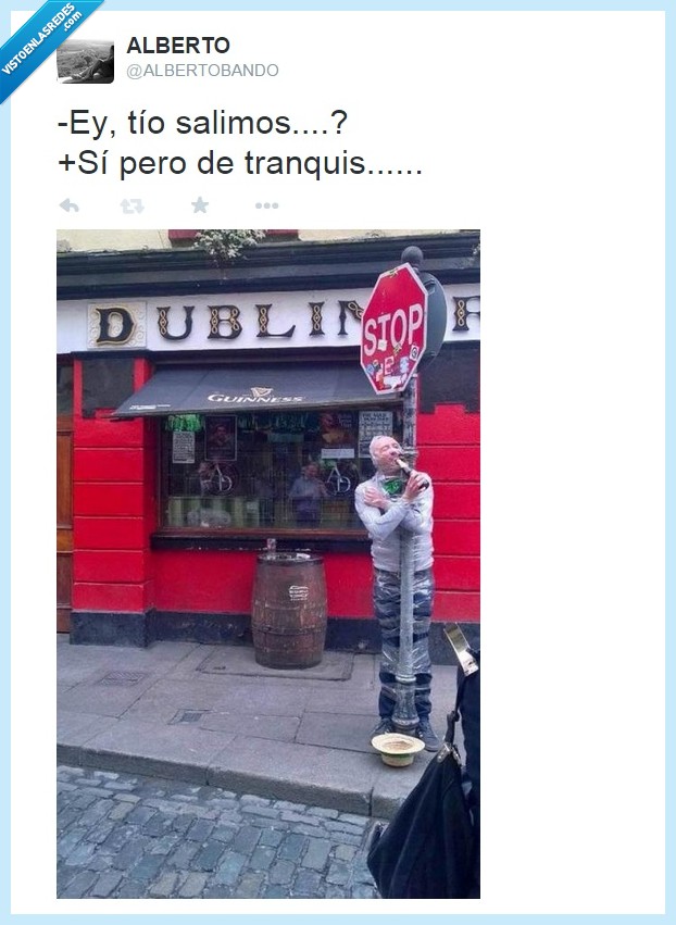 salimos,salir,cervezas,tomar,algo,tranquis,acabar,fieston,farola,cinta,beber,birra,locura