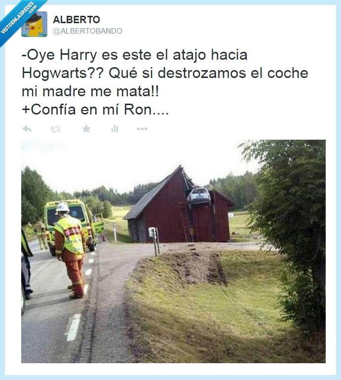 harry potter,coche,estampar,hogwarts,llegar,padre,hijo,madre,ron,accidente,granero