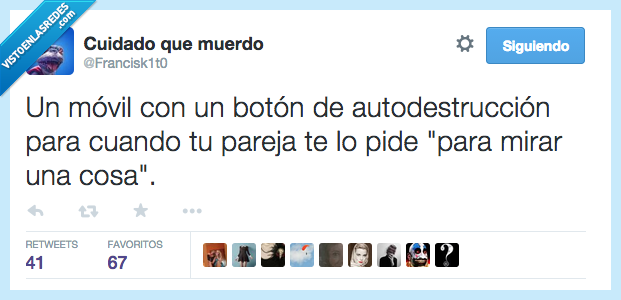 movil,boton,autodestruccion,pareja,pide,pedir,novio,novia,mirar,cosa,celos,esconder