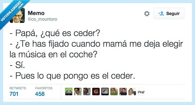 papa,ceder,CD,coche,madre,poner,escuchar,música