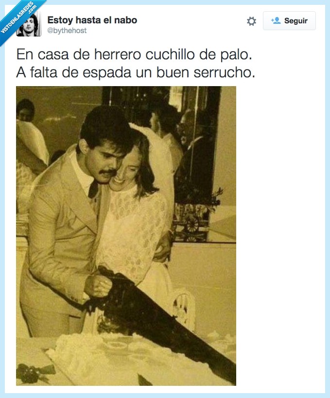 bricomanía,cortar,boda,serrucho,sierra,pastel,comer,comida,matrimonio,novios