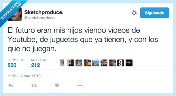 futuro,hijo,viendo,ver,video,juguete,tienen,tener,jugar,juegan,no