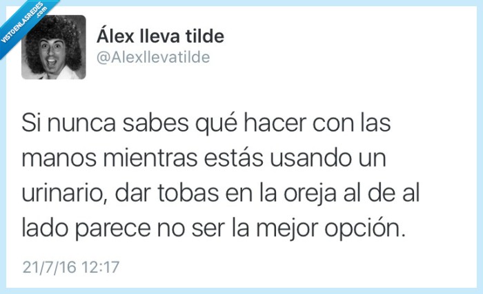 manos,mientras,tocar,tobas,oreja,lado,parece,mejor,opción